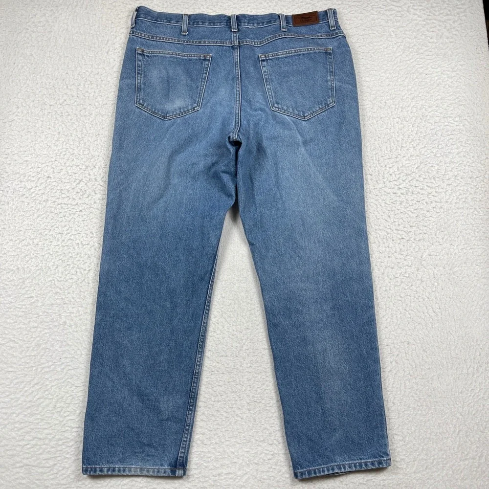 LL Bean Classic Fit Jeans Mens 40x30 Blue Cotton Straight Leg Denim Casual 25899